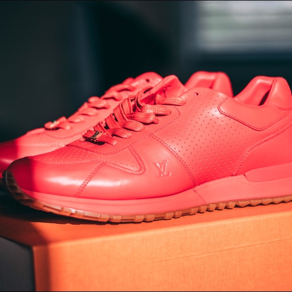 NEW 2017 LOUIS VUITTON X SUPREME RUN AWAY SNEAKERS - Picture 3 of 8